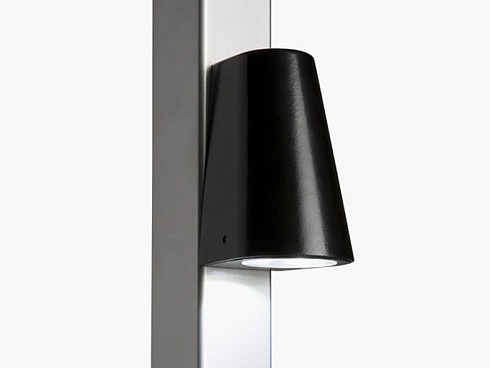 Заказать Элегантное LED-освещение Locinox (Бельгия) TRICONE для ворот, цвета zilver и 9005 (черный) в Феодосии
